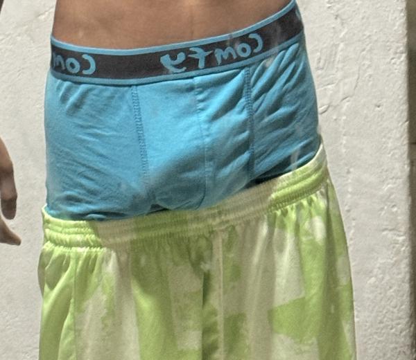 6869296db7800GKElSZLIXL1751722349.jpeg